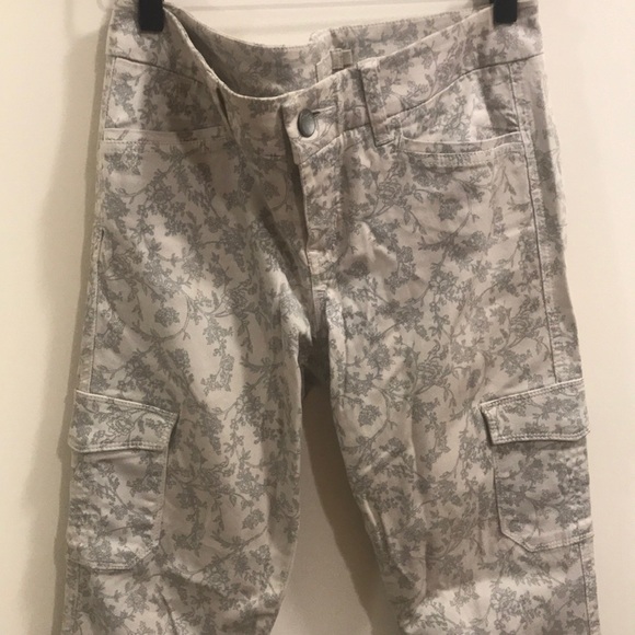 Anthropologie pattern jeans - Picture 2 of 6